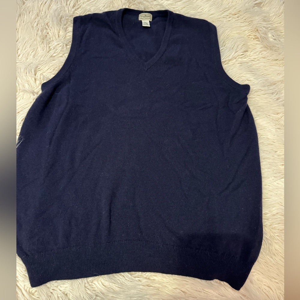L.L. Bean 100% lambswool sweater vest mens XL Tall navy v neck 0 QY81